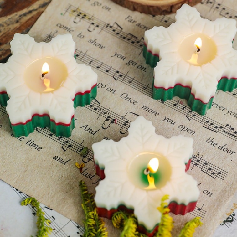 New Christmas Creative Handmade Snowflake Shaped Aromatherapy Candle Green Christmas Night F